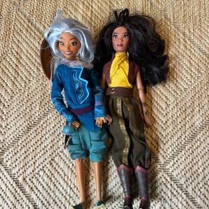 Disney Raya and the Last Dragon Dolls - Raya and Sisu